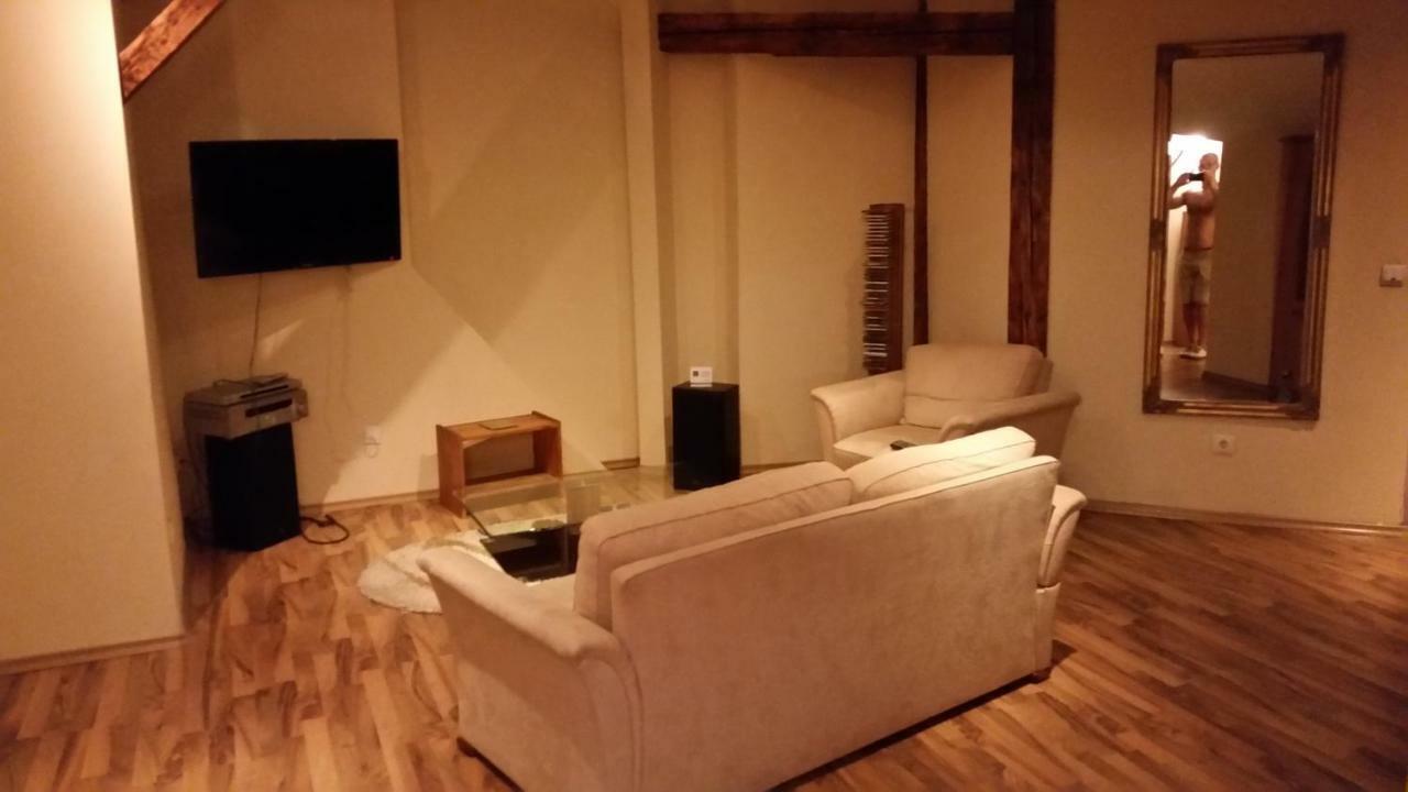 Appartamento Apartament Central Gran Varadino Esterno foto